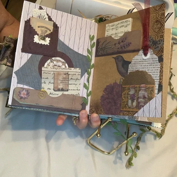 Journal, Junk Journal - Picture 7 of 16